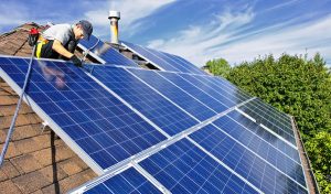 Service d'installation de photovoltaïque et tuiles photovoltaïques à Merdrignac